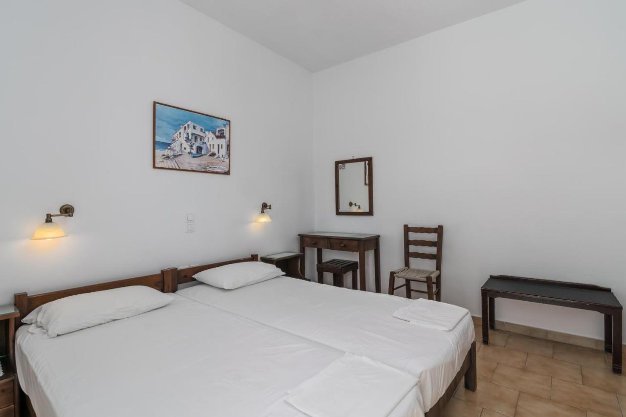 Tilemachos Rooms & Studios Adamantas  Bagian luar foto